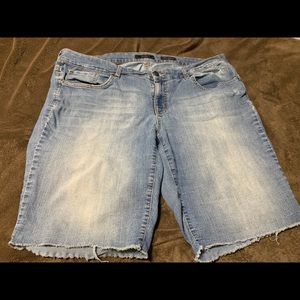 Jessica Simpson plus size denim shorts.